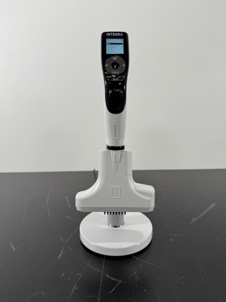 Image of Integra Digital Multichannel Pipette w/ Charging Stand